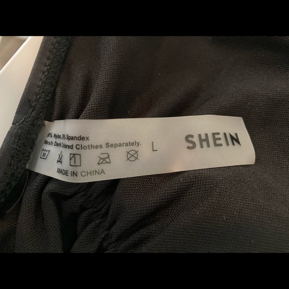 SHEIN 1 piece bathing suite - Size L - Picture 5 of 6